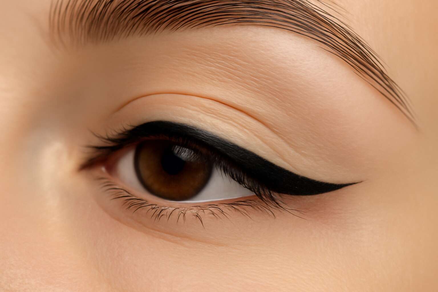 eyeliner tattoo liner
