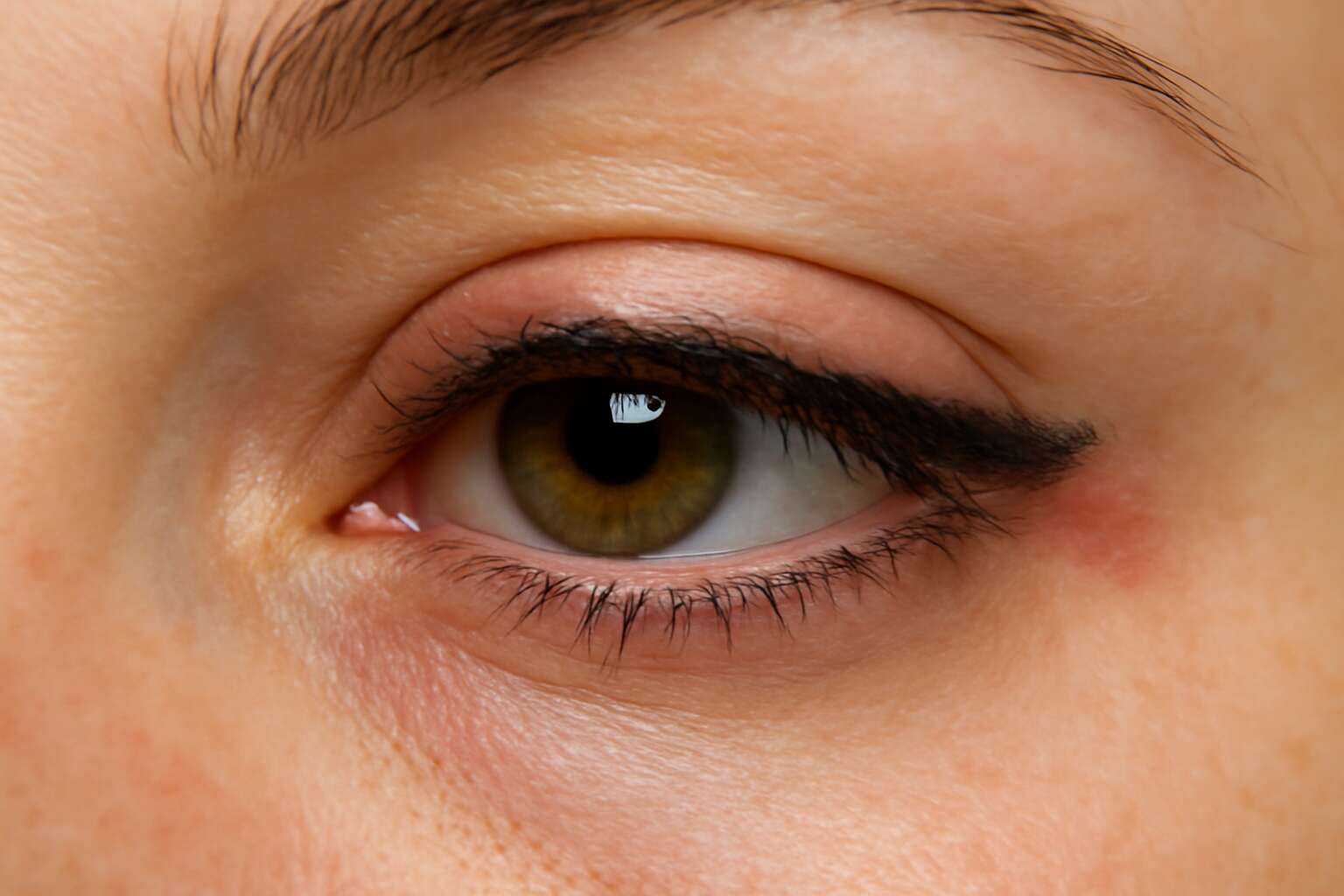 problems with permanent eyeliner