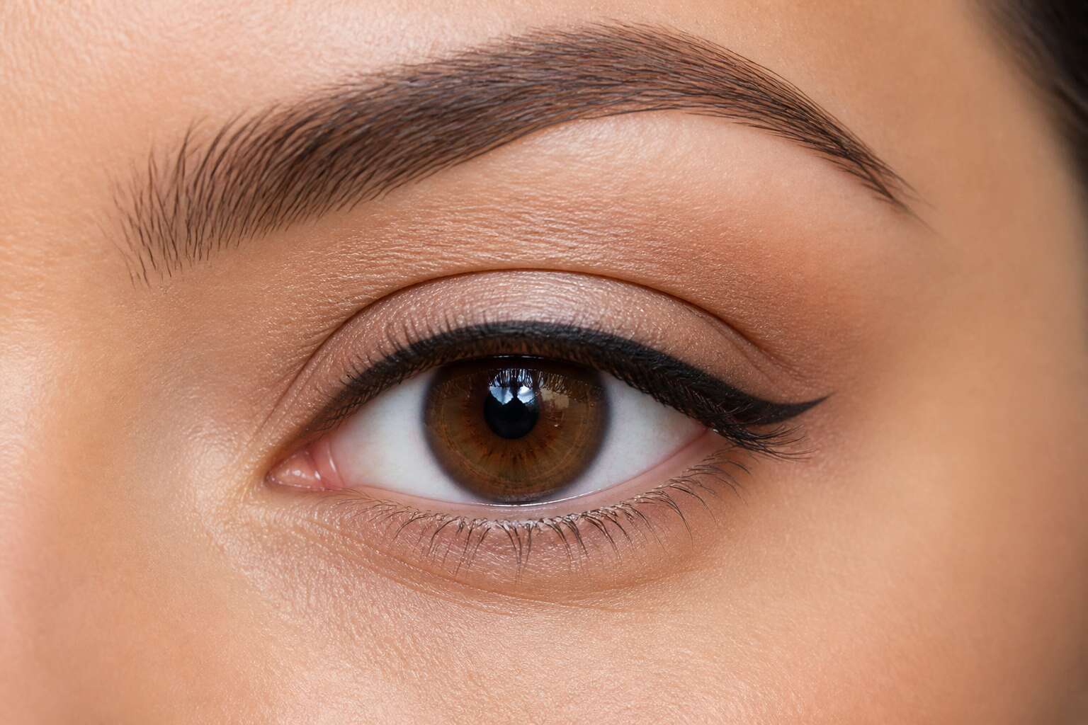 permanent eyeliner dye